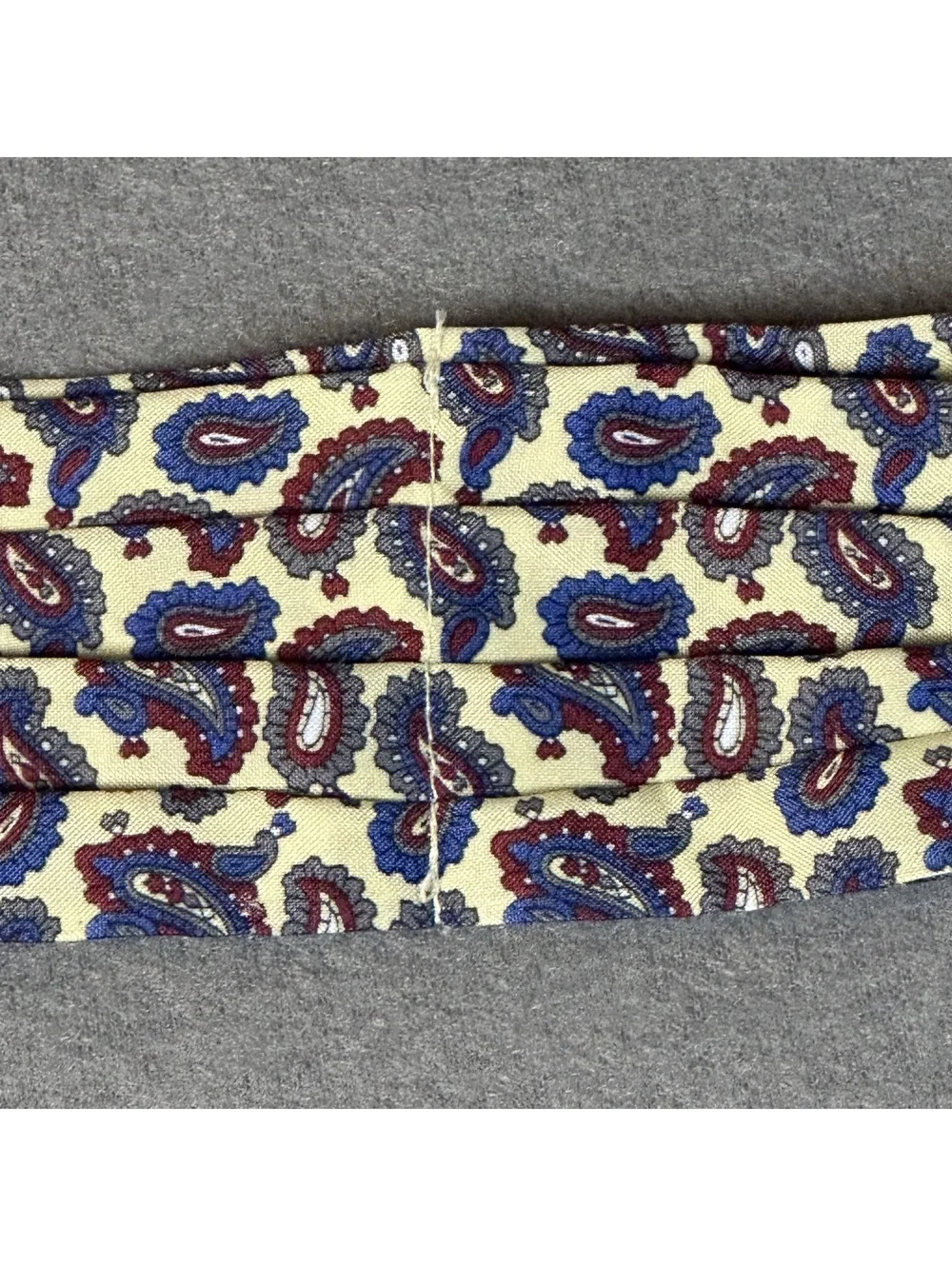 Vintage Paisley Patterned Cravat/Ascot Scarf